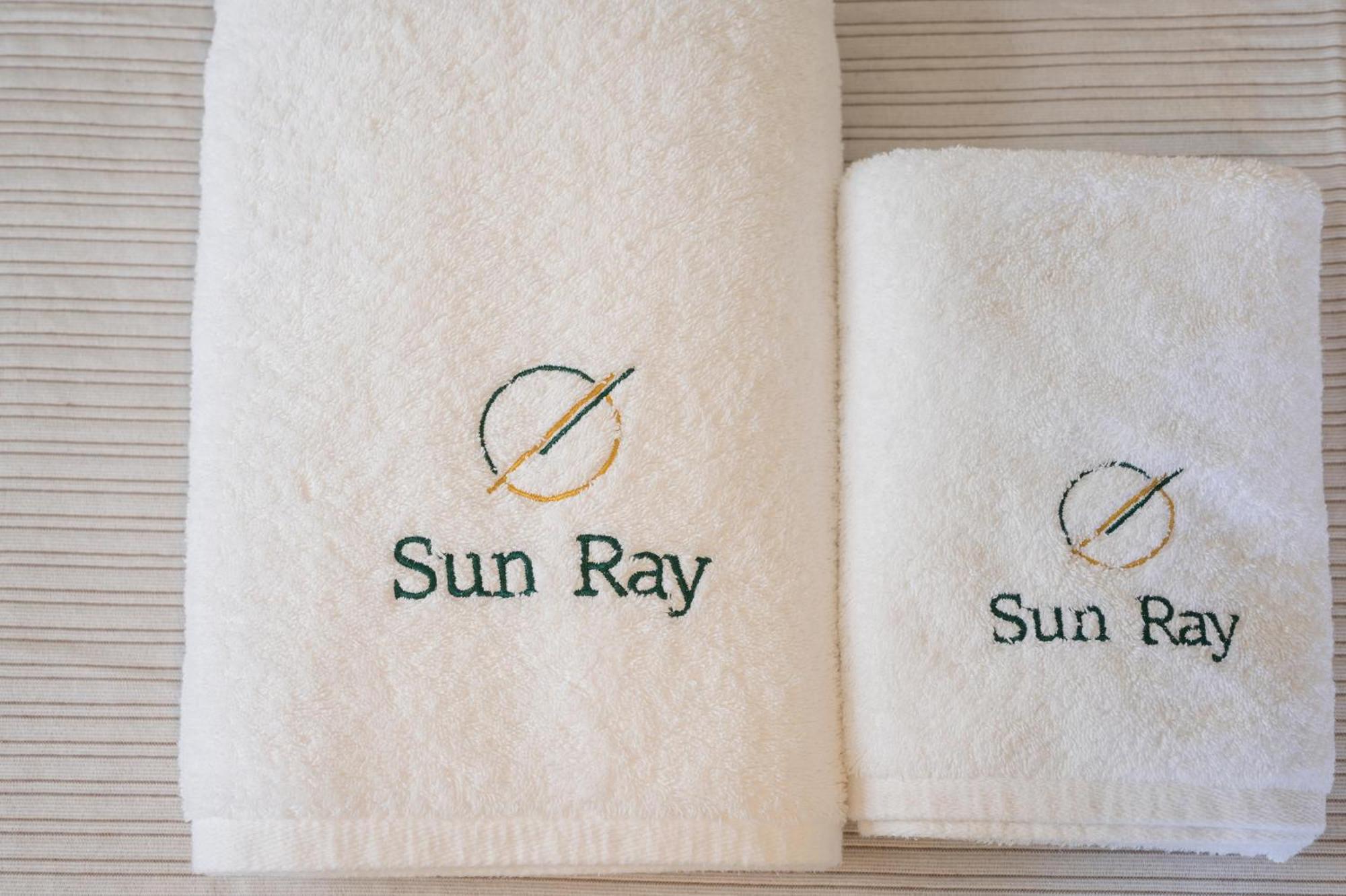 Sun Ray Luxury Apartments Agia Marina Habitación foto
